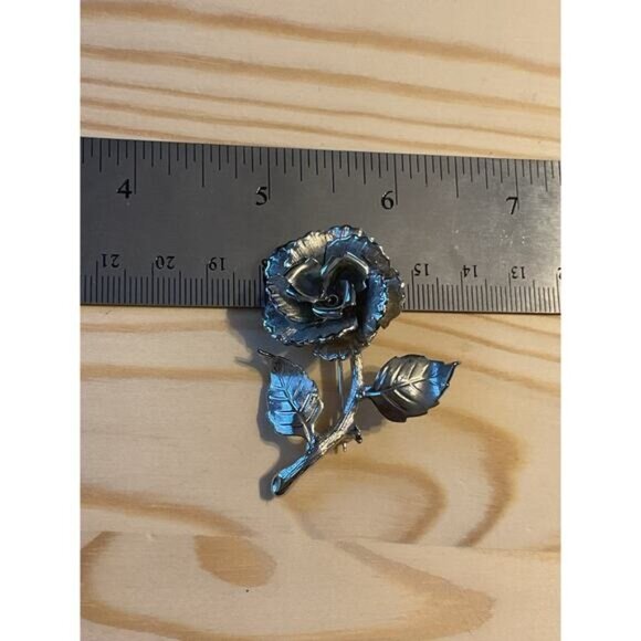 Silver Tone Rose Flower Brooch Pin - Picture 5 of 5